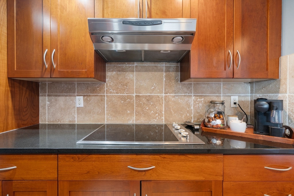 492 Beacon Street, Unit 36 Boston, MA 02115 - Photo 14 of 38