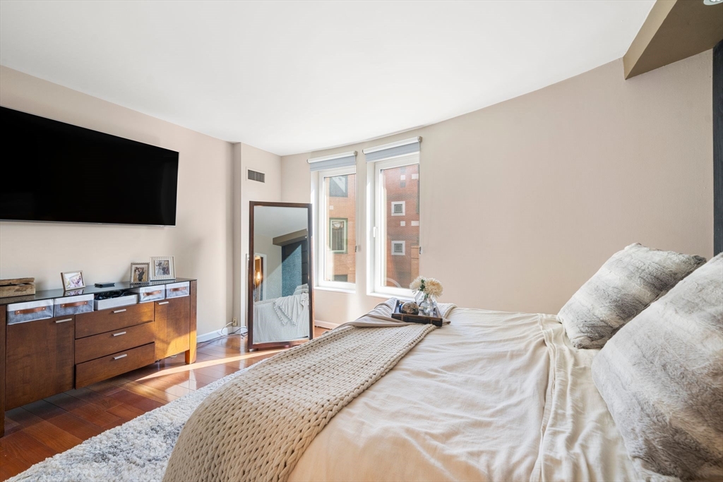 492 Beacon Street, Unit 36 Boston, MA 02115 - Photo 16 of 38