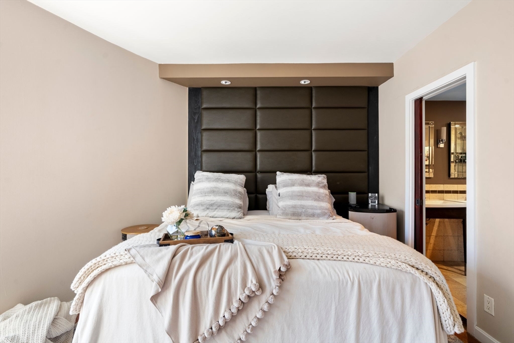 492 Beacon Street, Unit 36 Boston, MA 02115 - Photo 19 of 38