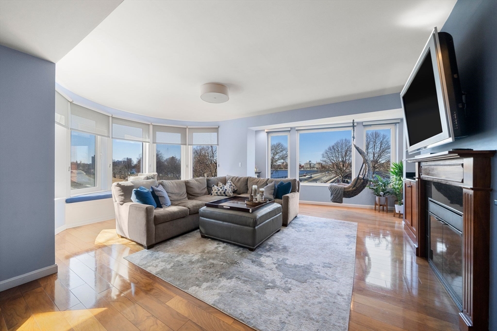 492 Beacon Street, Unit 36 Boston, MA 02115 - Photo 2 of 38