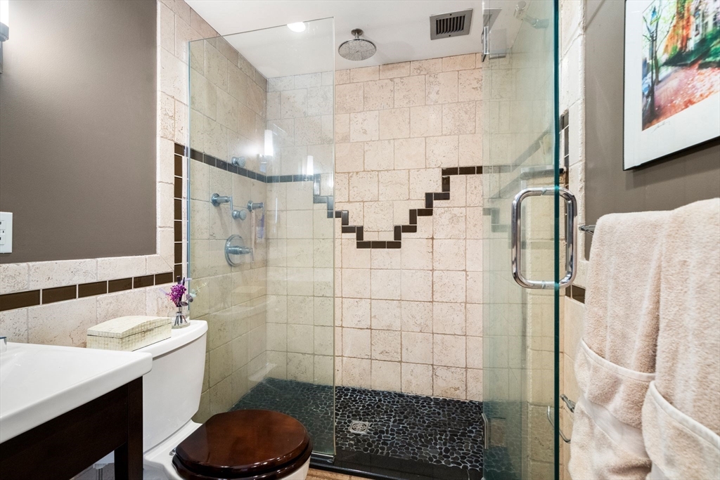 492 Beacon Street, Unit 36 Boston, MA 02115 - Photo 22 of 38