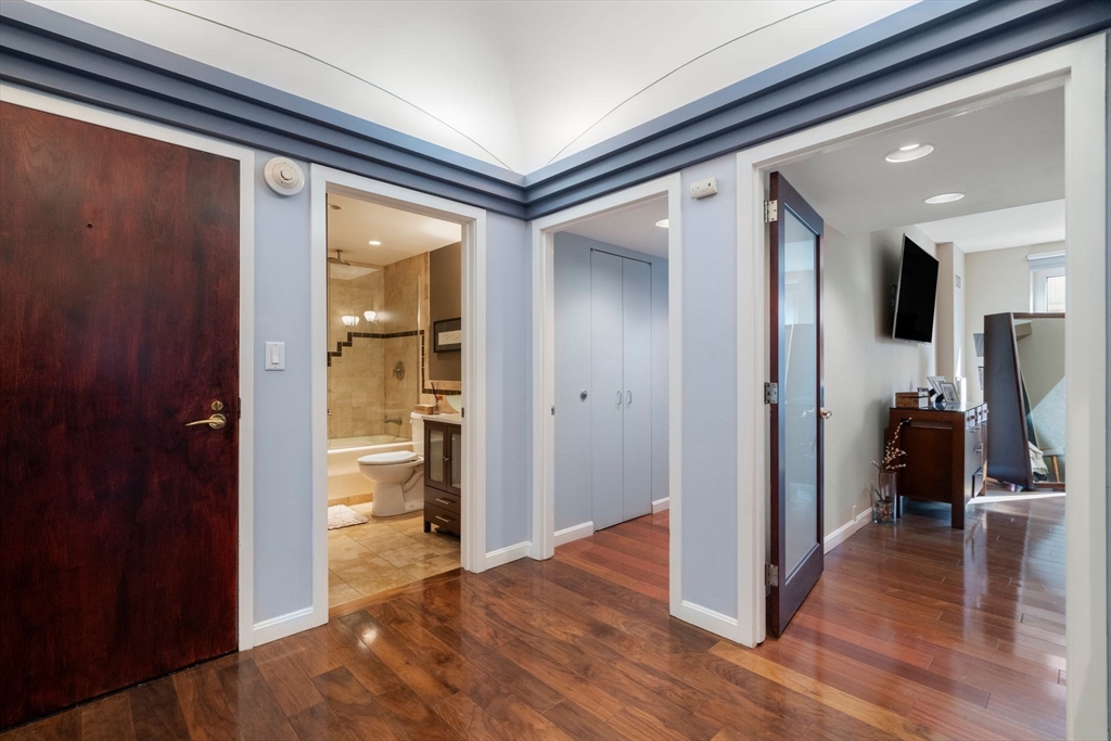 492 Beacon Street, Unit 36 Boston, MA 02115 - Photo 25 of 38