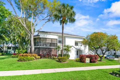 $499,000 | 7533 Glendevon Lane, Unit 905, Delray Beach, FL 33446