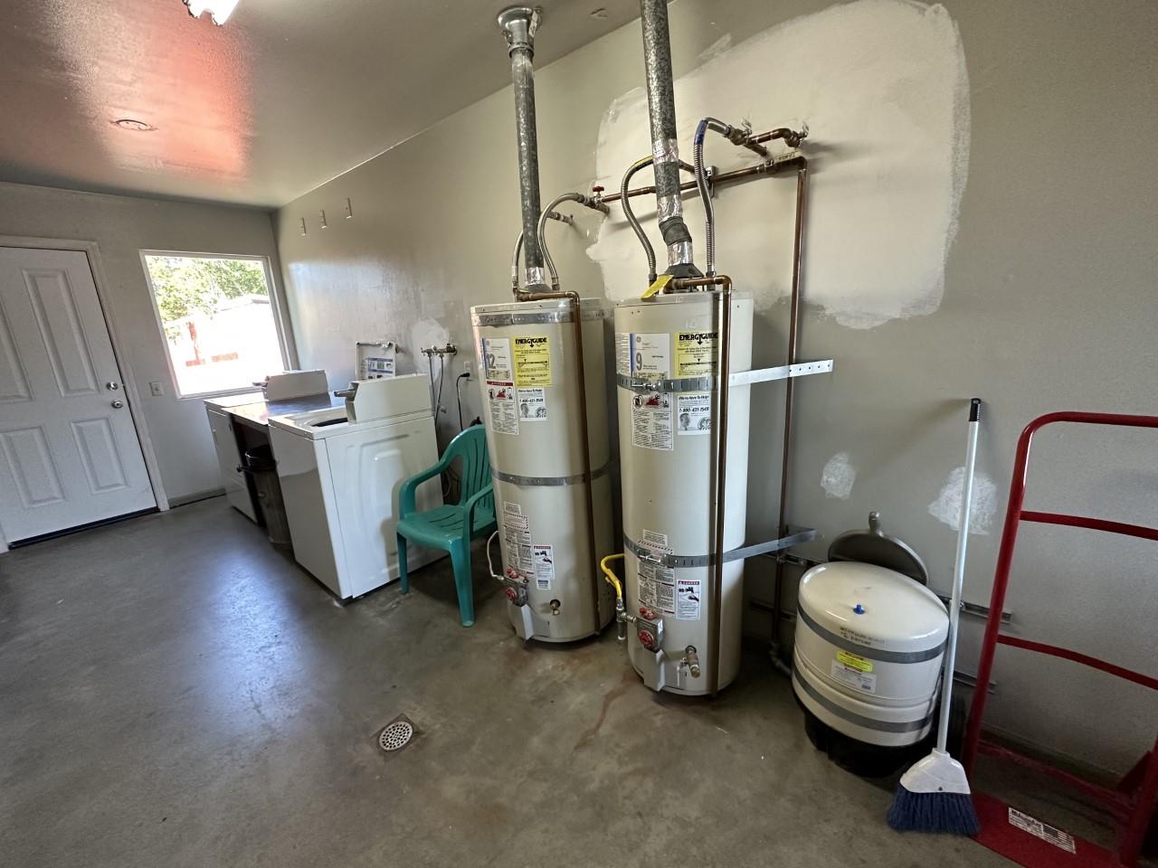 226 Harben Circle Marina, CA 93933 - Photo 13 of 15 a room with gym equipment and a chandelier