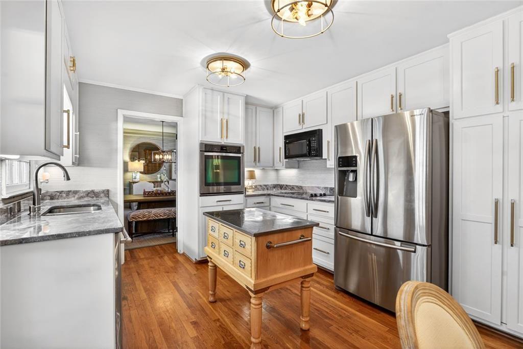 4953 Vermack Road Dunwoody, GA 30338 - Photo 8 of 43