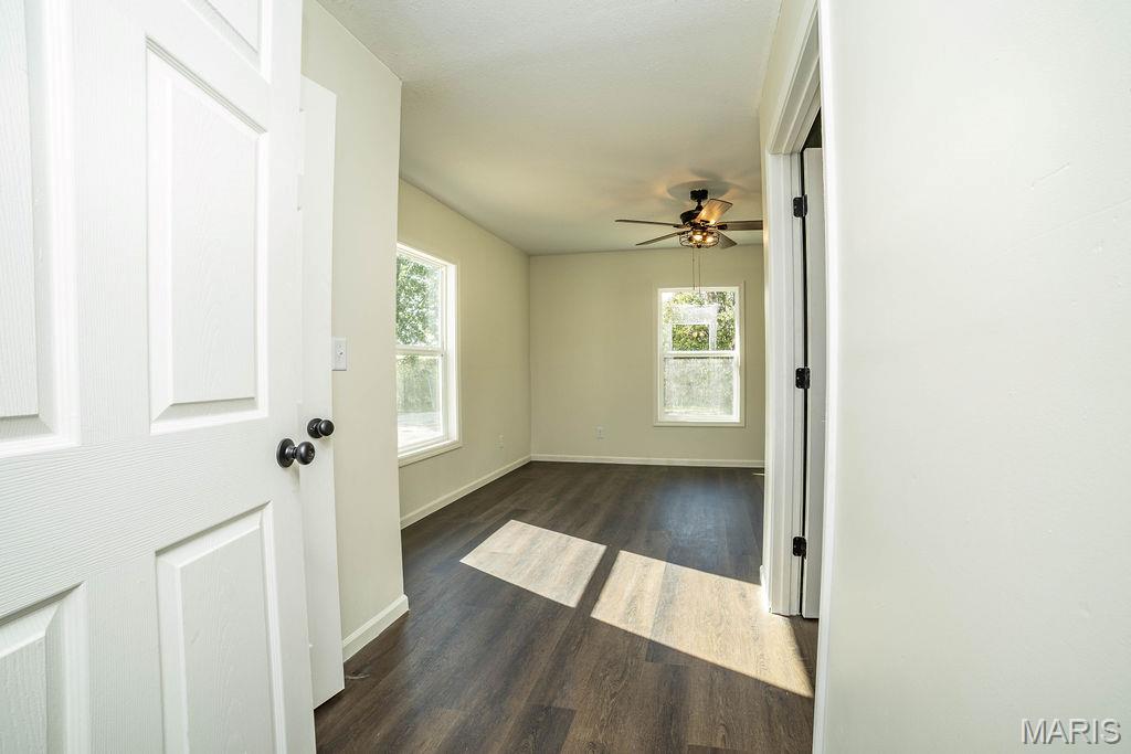 18042 Highway 32 Lebanon, MO 65536 - Photo 14 of 21