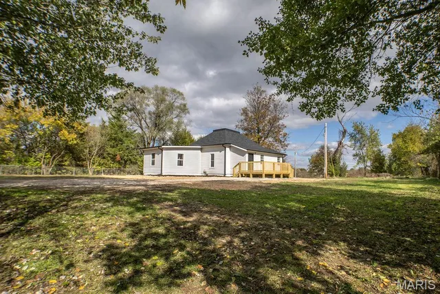 $189,000 | 18042 Highway 32, Lebanon, MO 65536