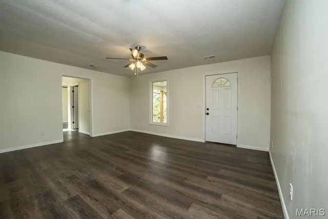 $189,000 | 18042 Highway 32, Lebanon, MO 65536