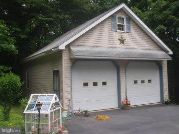 454 Butler Road Lebanon, PA 17042 - Photo 2 of 3 Gallery Image 2
