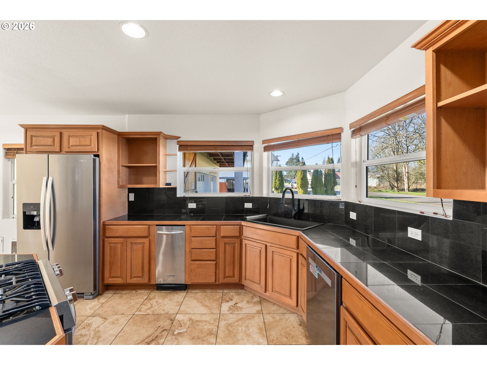 802 State Street Centralia, WA 98531 - Photo 7 of 45