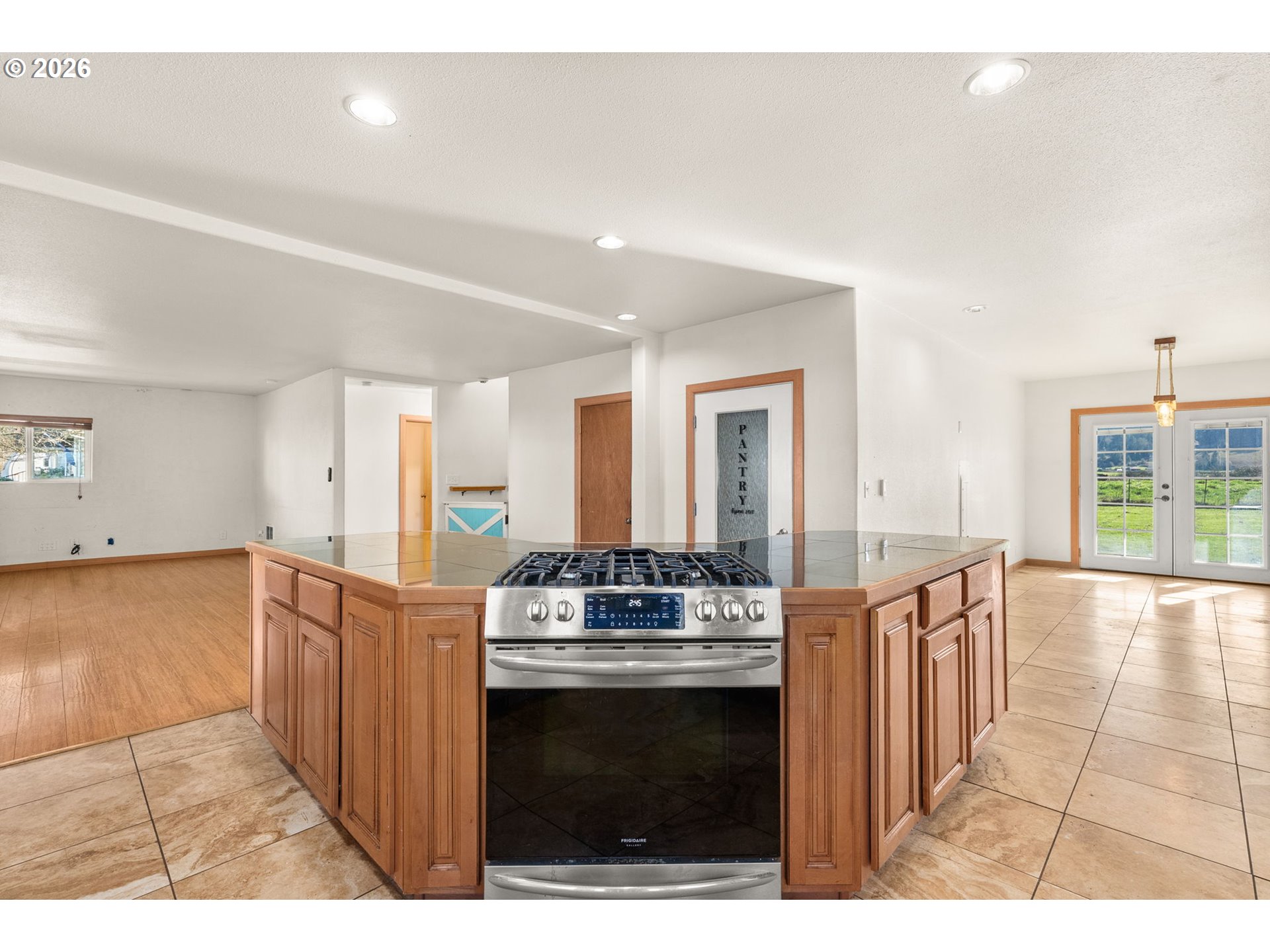 802 State Street Centralia, WA 98531 - Photo 8 of 45