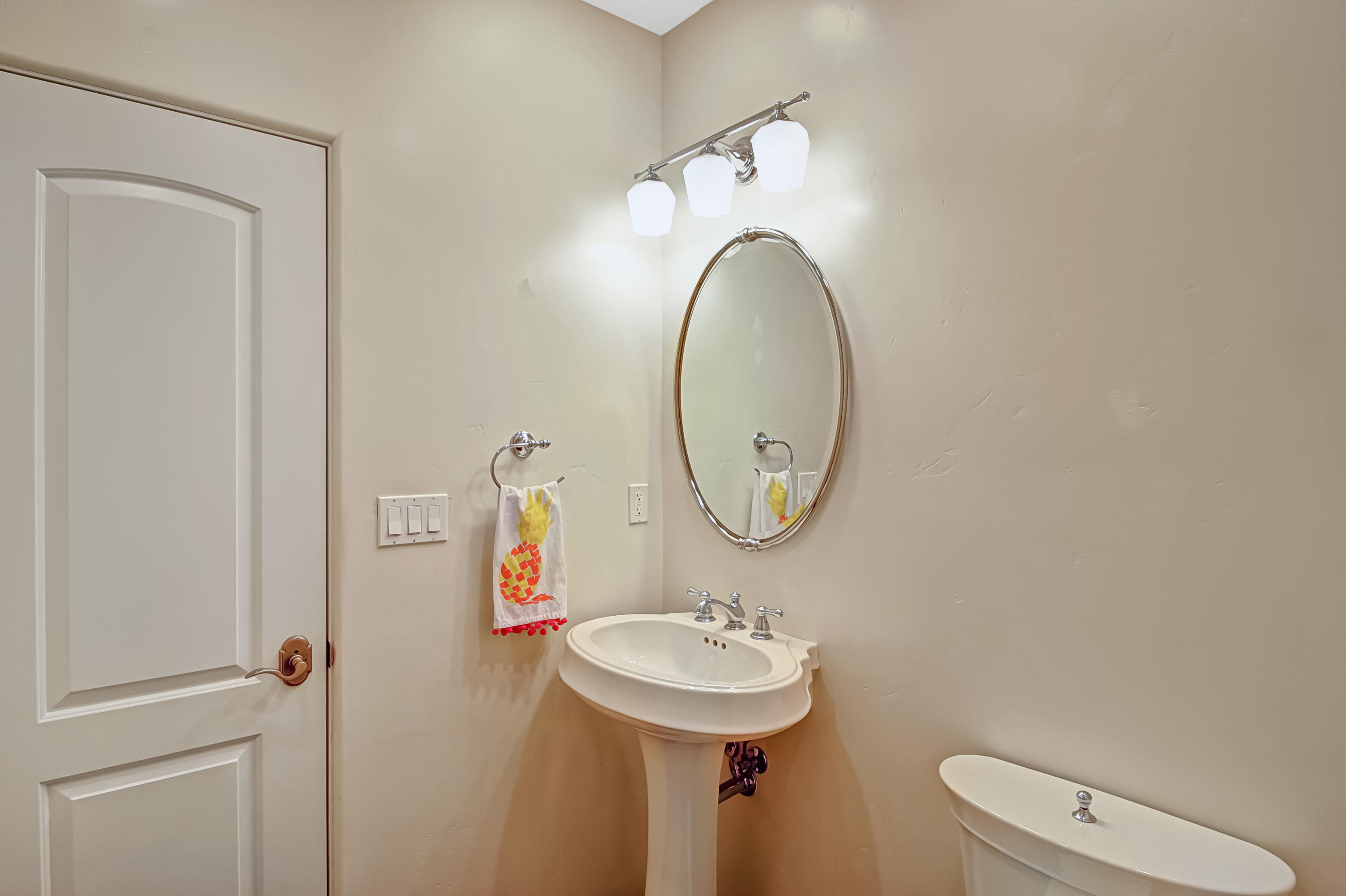 4384 Modoc Road Santa Barbara, CA 93110 - Photo 25 of 48 0025