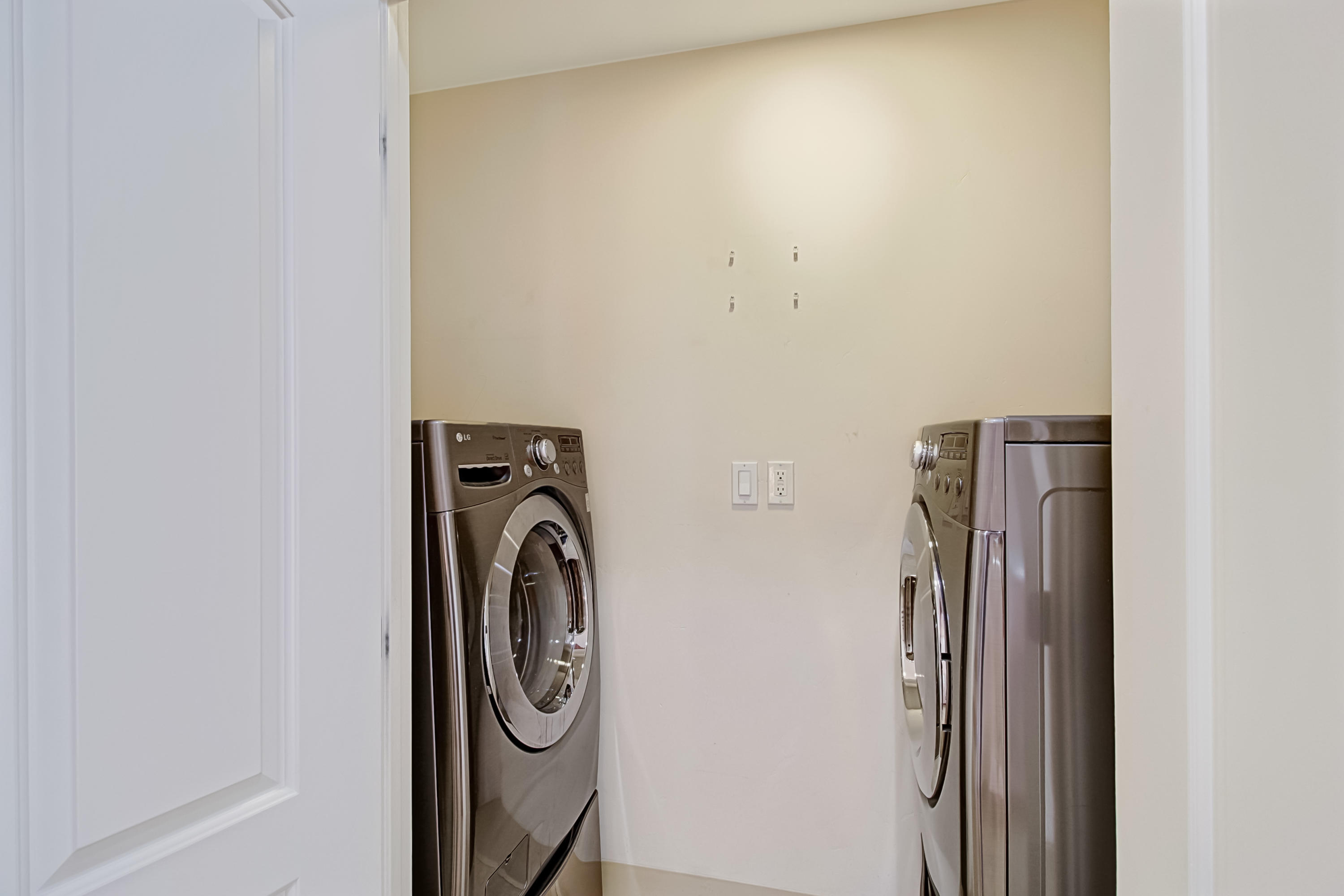 4384 Modoc Road Santa Barbara, CA 93110 - Photo 31 of 48 0031