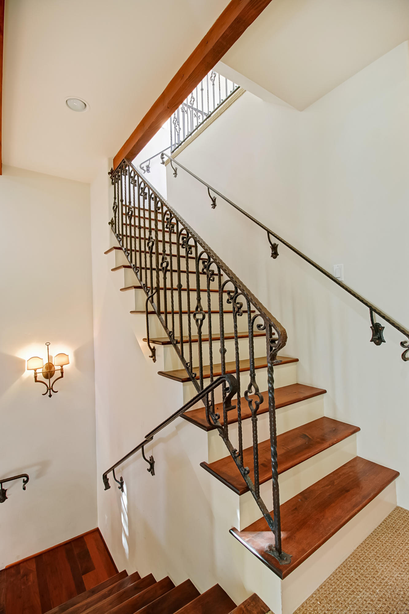 4384 Modoc Road Santa Barbara, CA 93110 - Photo 32 of 48 0032