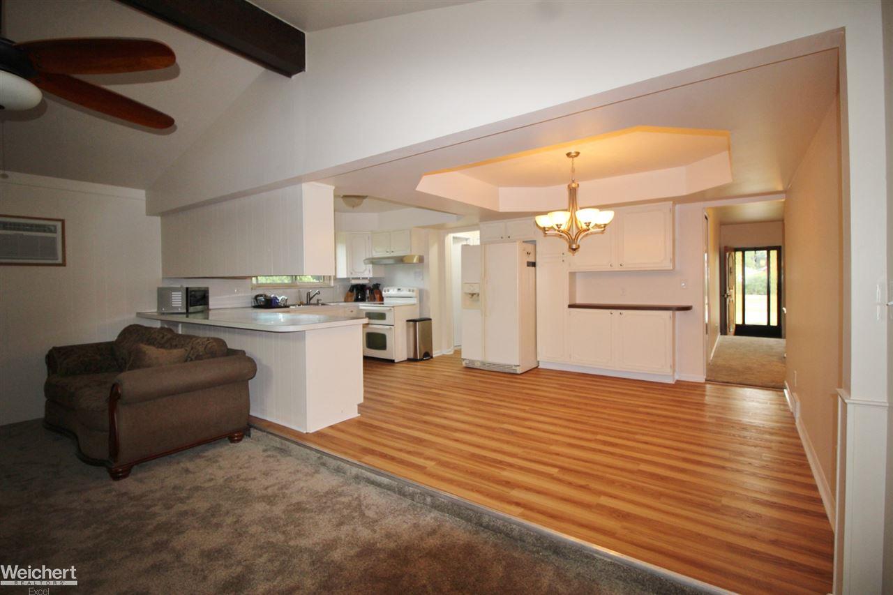 3809 Frazho Road Warren, MI 48091 - Photo 11 of 28 New Flooring in both