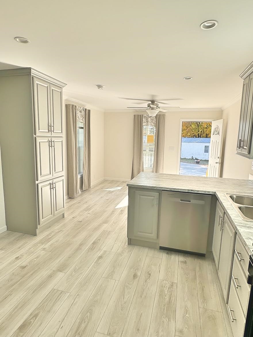 20 True Road, Unit 101 Meredith, NH 03253 - Photo 4 of 9