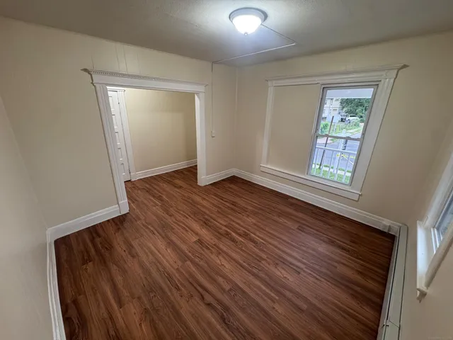 $1,500 | 17 Roosevelt Street, Hartford, CT 06114