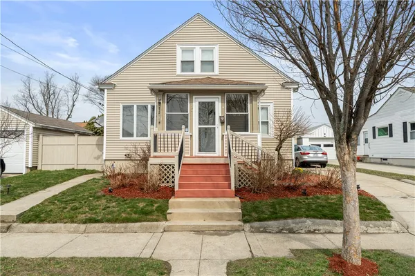 $499,900 | 11 La Salle Drive, Providence, RI 02908