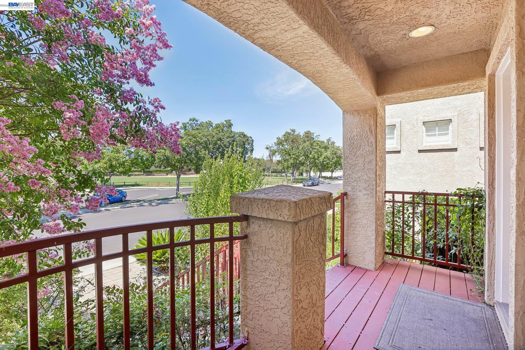 106 Triana Way San Ramon, CA 94583 - Photo 5 of 33 Gallery Image 5
