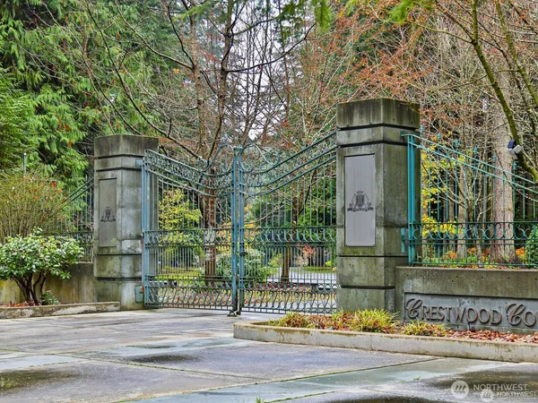 $12,500,000 | 1865 Crestwood Cove Court, Freeland, WA 98249