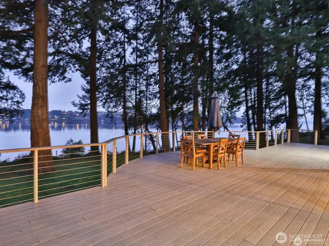 $13,900,000 | 1865 Crestwood Cove Court, Freeland, WA 98249