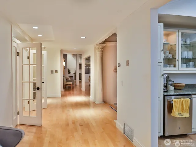 $13,900,000 | 1865 Crestwood Cove Court, Freeland, WA 98249