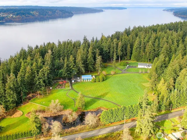 $13,900,000 | 1865 Crestwood Cove Court, Freeland, WA 98249