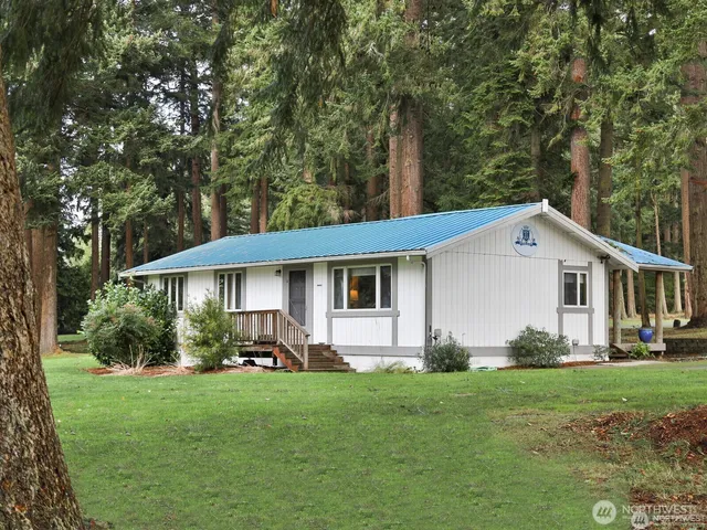 $13,900,000 | 1865 Crestwood Cove Court, Freeland, WA 98249