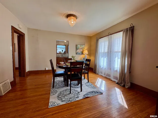 $120,000 | 329 North Pearl Street, Macomb, IL 61455