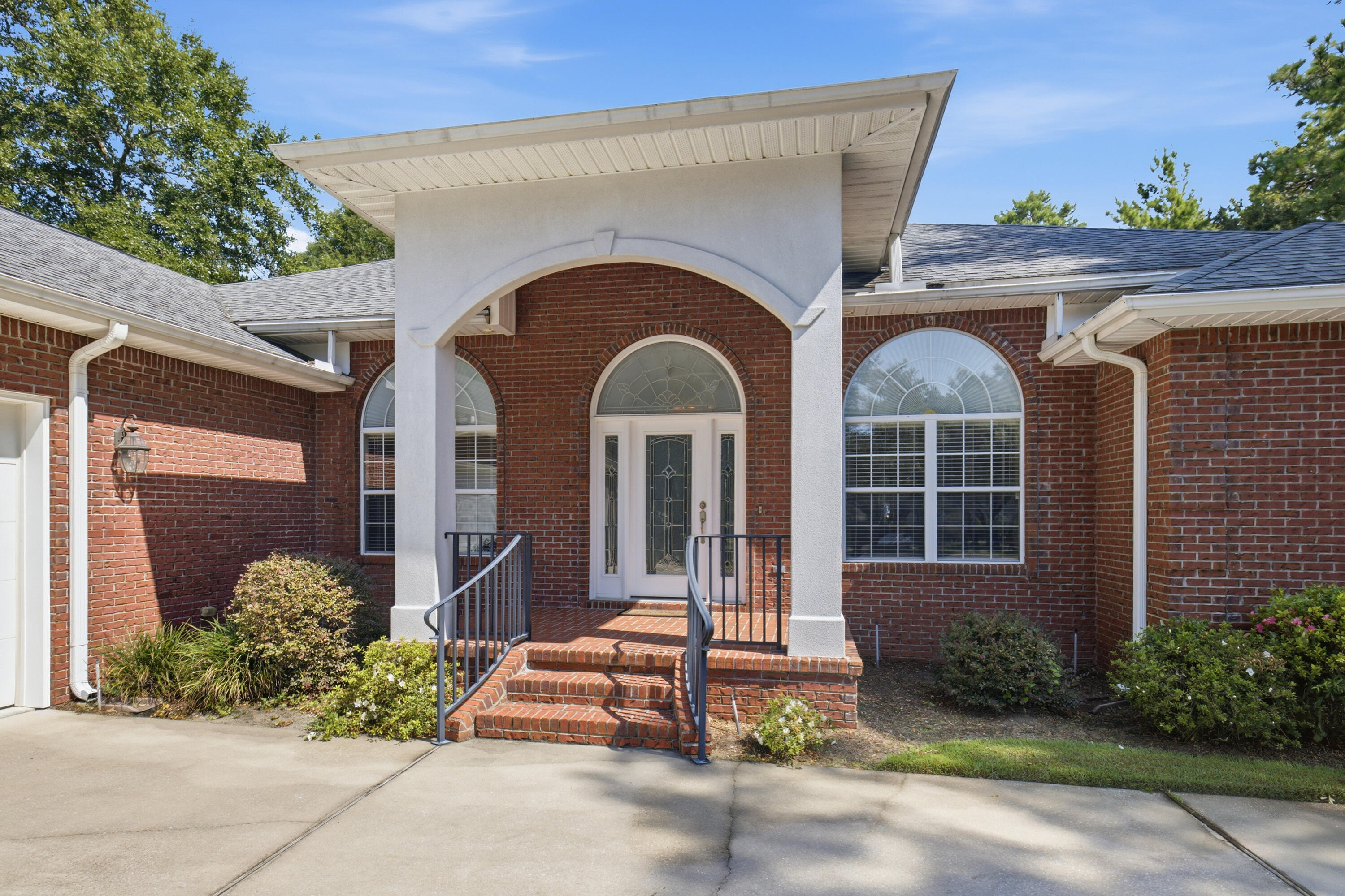 412 Ruckel Drive Niceville, FL 32578 - Photo 2 of 100 412RuckelDr-Niceville-FL-009