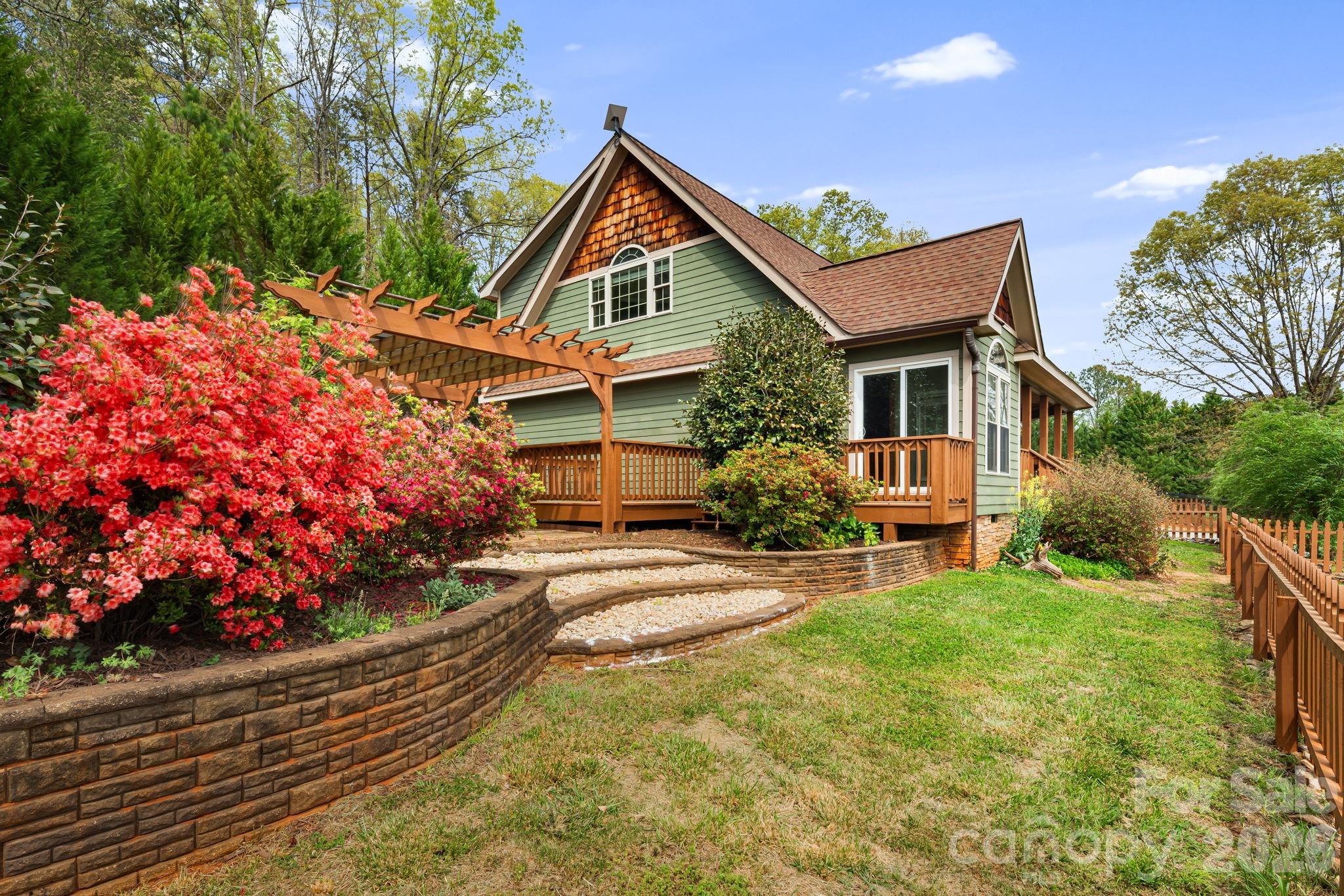 2011 Edgerton Road Mill Spring, NC 28756 - Photo 3 of 31