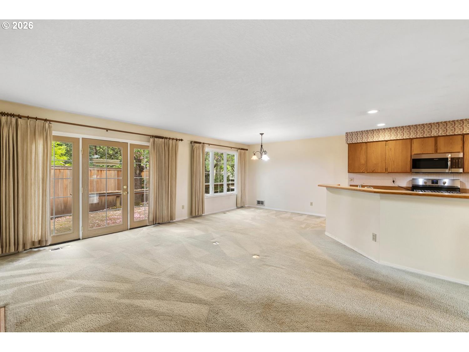 2016 Southeast 158th Loop Vancouver, WA 98683 - Photo 16 of 47