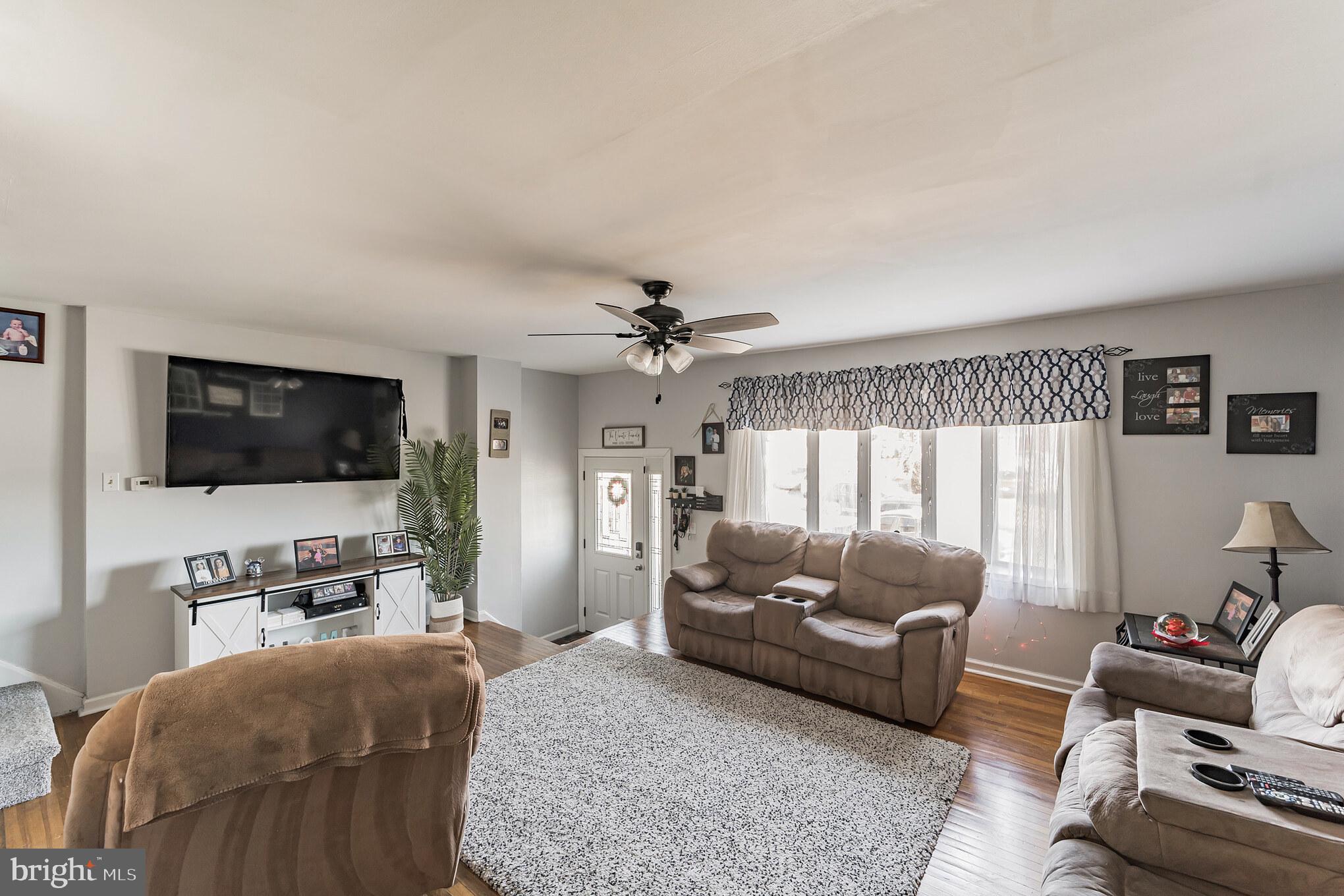 3226 Belgreen Road Philadelphia, PA 19154 - Photo 3 of 30 Gallery Image 3
