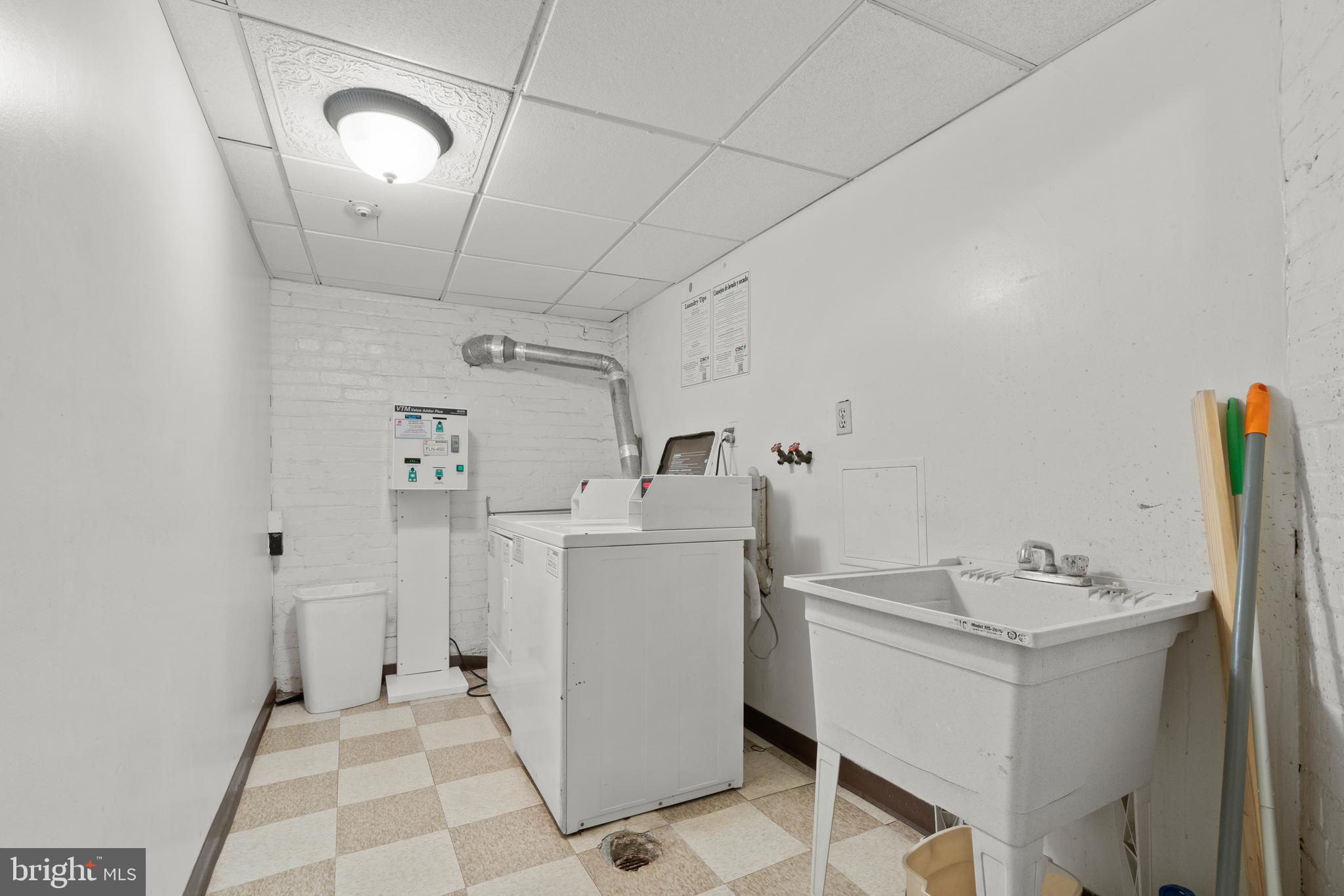 1855 Calvert Street Northwest, Unit 502 Washington, DC 20009 - Photo 16 of 22