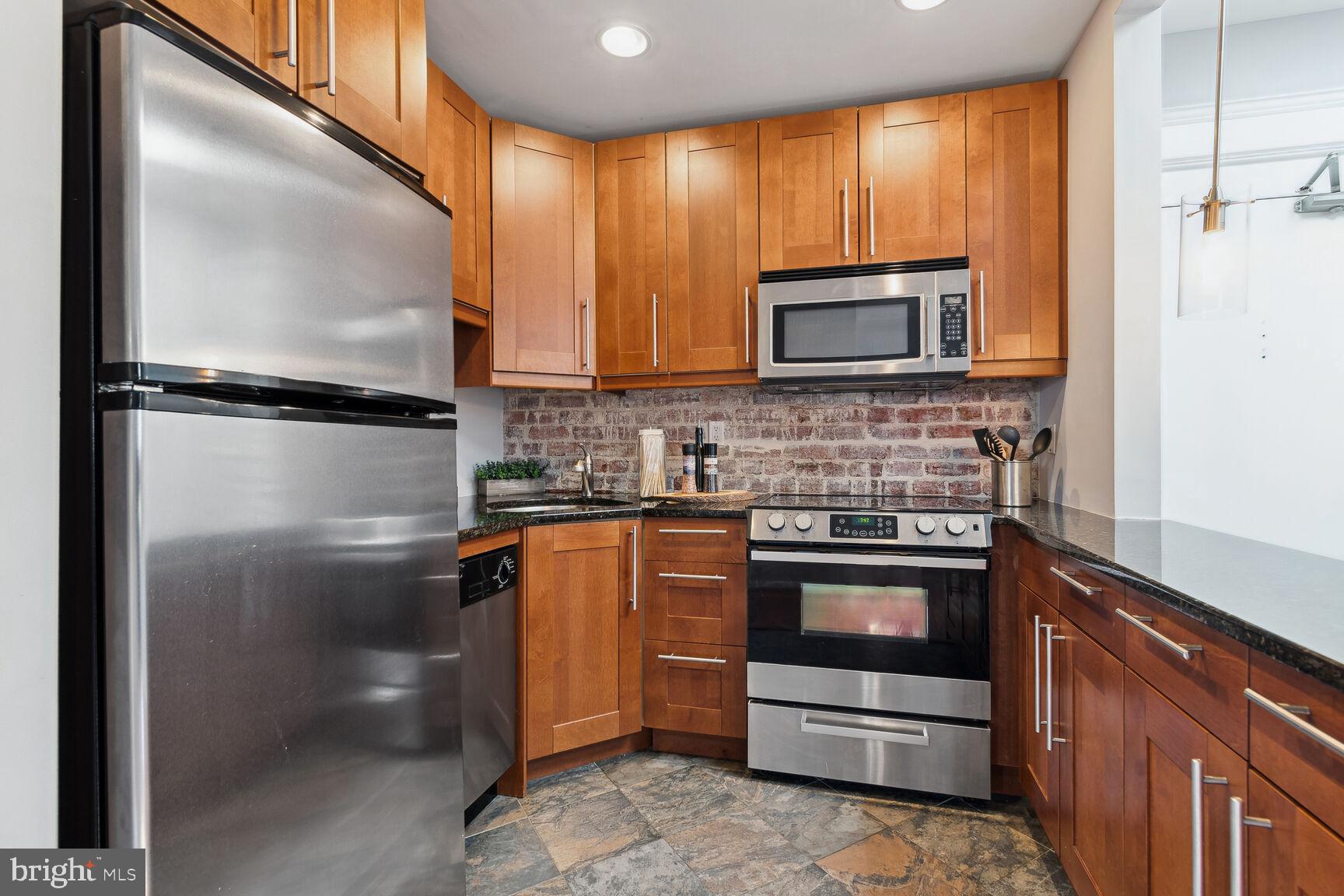 1855 Calvert Street Northwest, Unit 502 Washington, DC 20009 - Photo 8 of 22