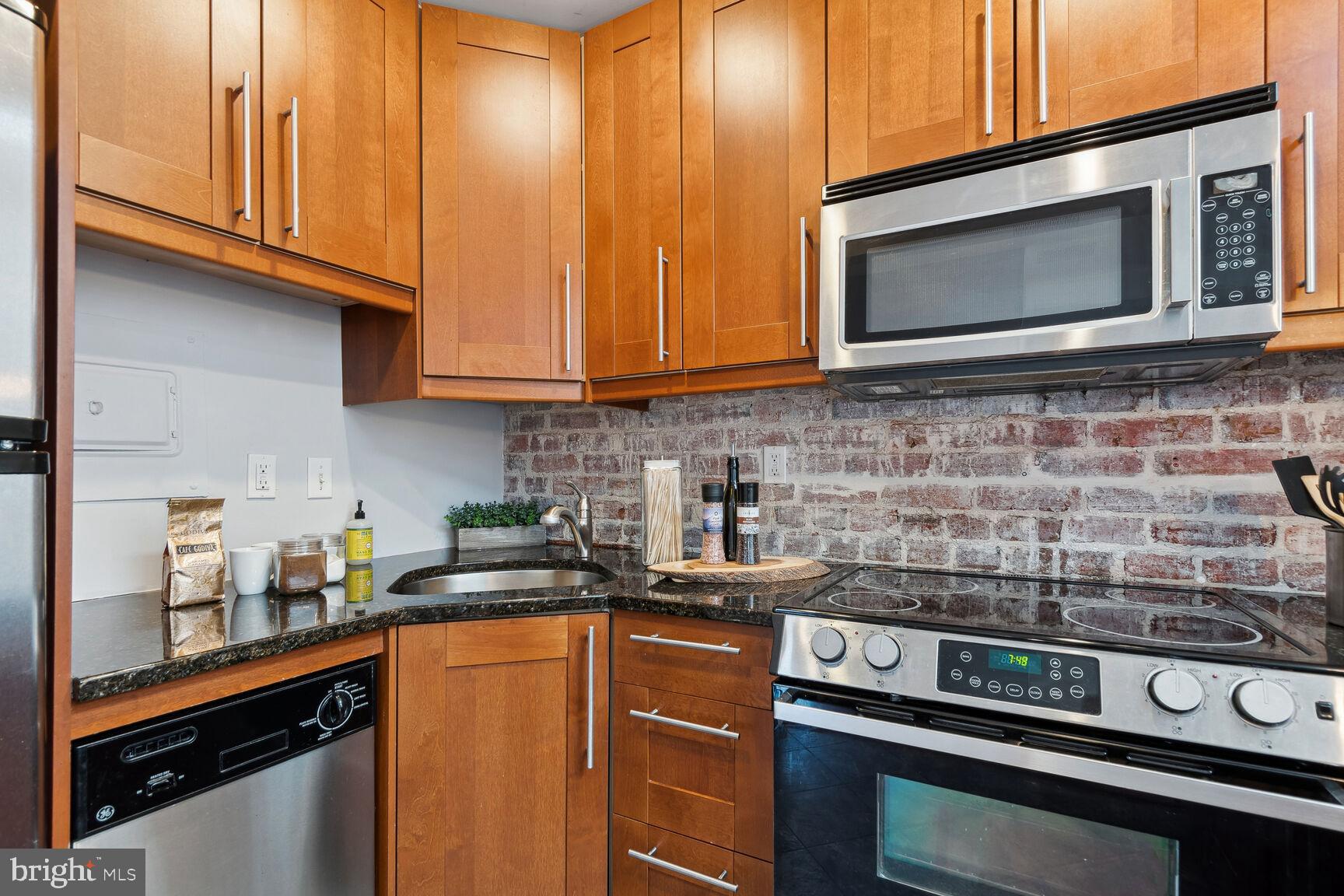 1855 Calvert Street Northwest, Unit 502 Washington, DC 20009 - Photo 9 of 22