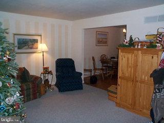26 Pennwick Drive Lititz, PA 17543 - Photo 4 of 6 Gallery Image 4