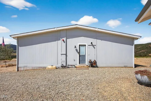 $2,100,000 | 12000 Koenigstein Road, Santa Paula, CA 93060