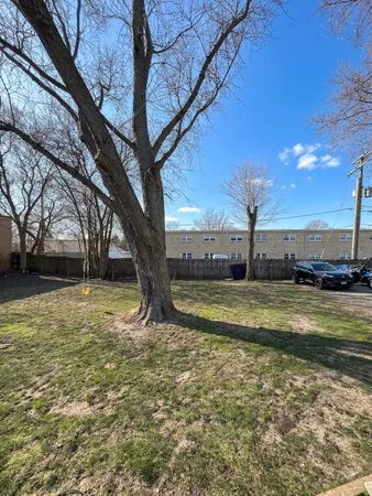 $299,000 | 224 North Wolf Road, Wheeling, IL 60090