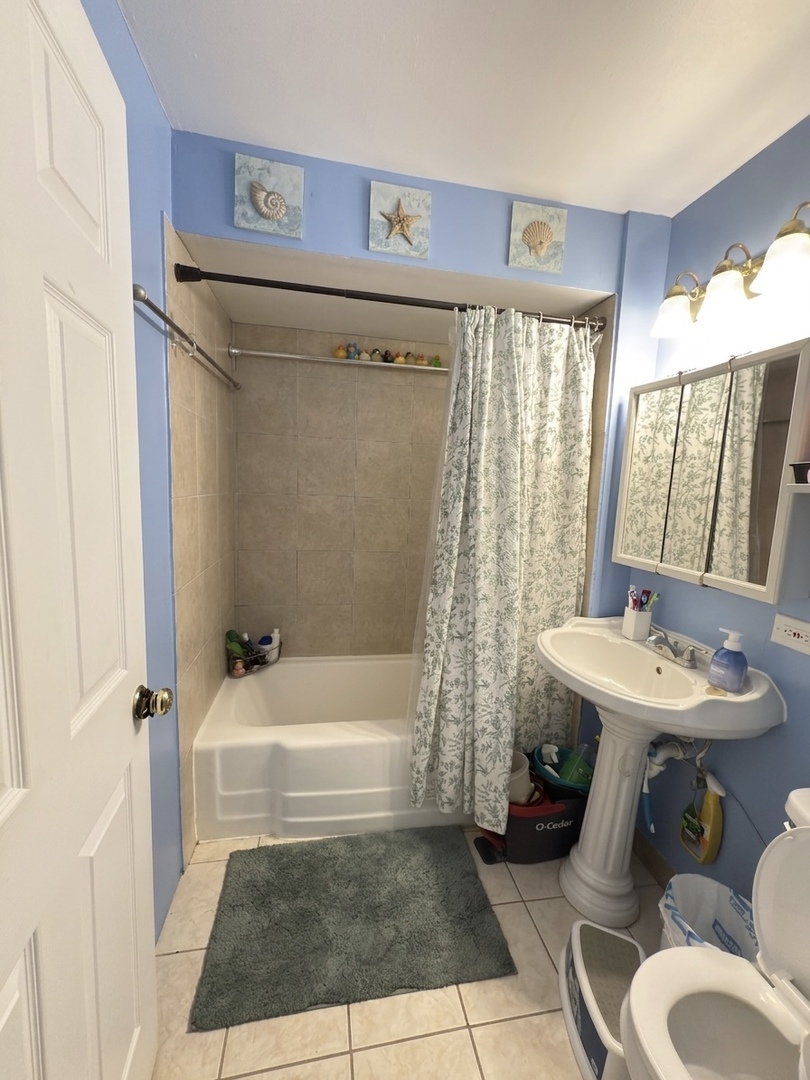 224 North Wolf Road Wheeling, IL 60090 - Photo 7 of 21