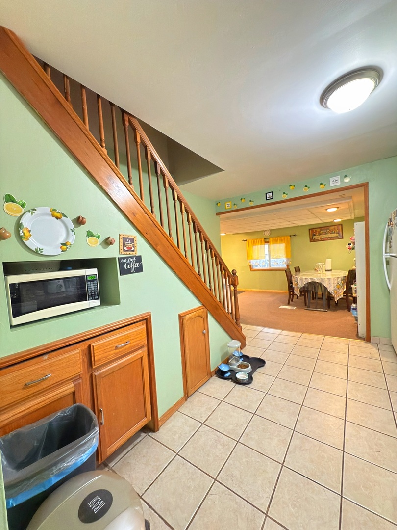 224 North Wolf Road Wheeling, IL 60090 - Photo 9 of 21