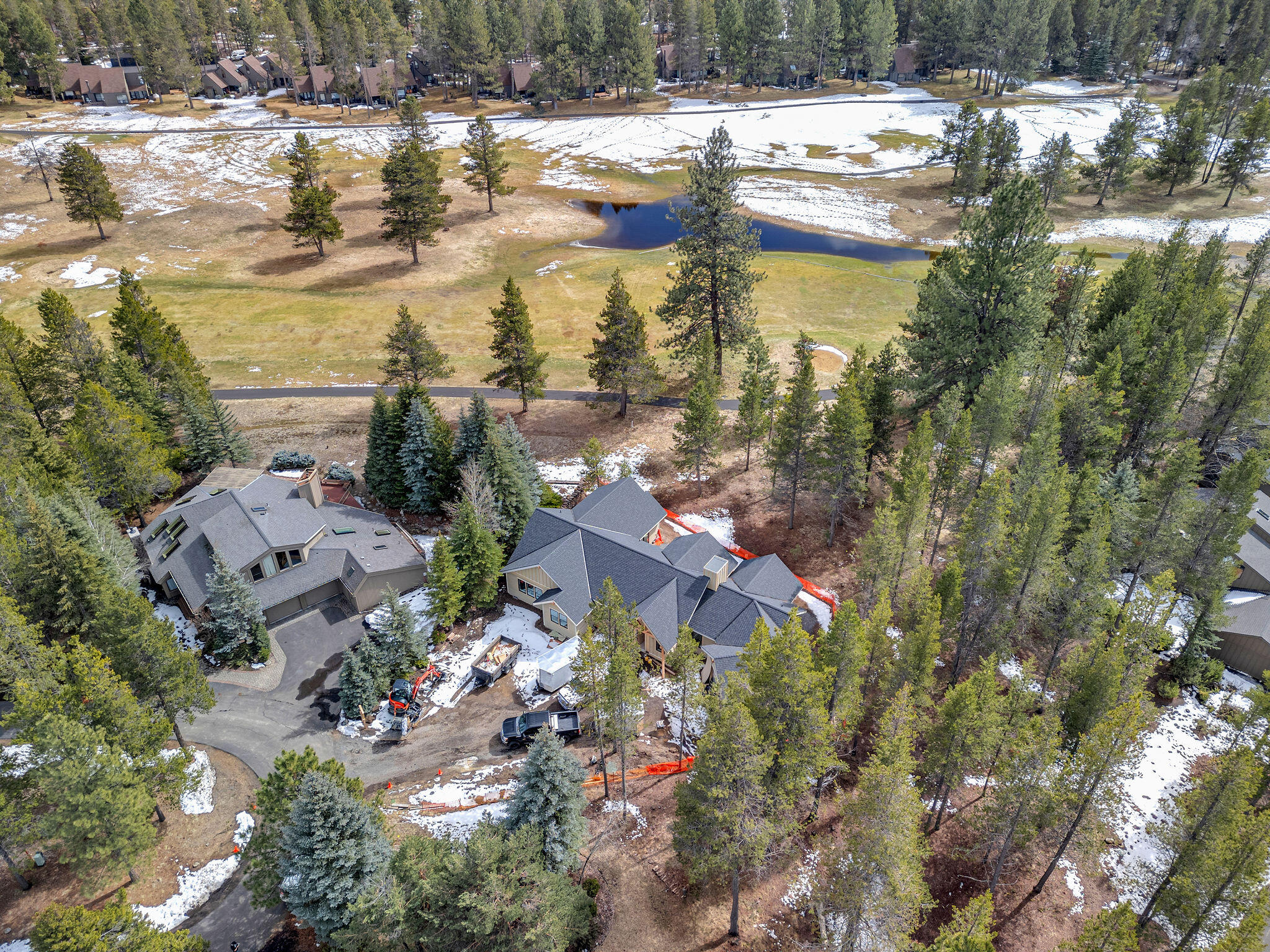 17797 15th Tee Lane, Unit 9 Sunriver, OR 97707 - Photo 12 of 21 9_Fifteenth_Tee-16