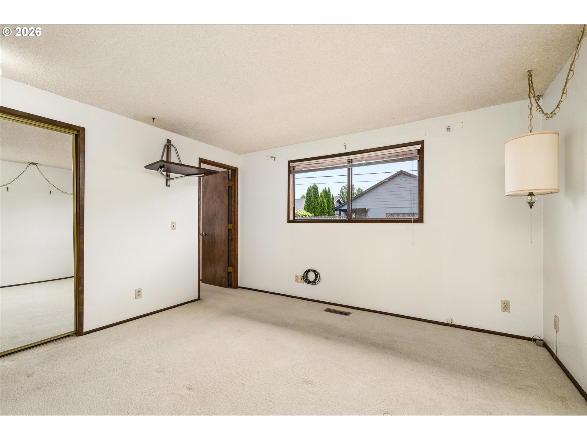 2177 Firth Avenue Springfield, OR 97477 - Photo 24 of 40