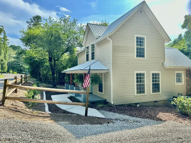 $279,000 | 509 Summit Street, Carthage, NC 28327