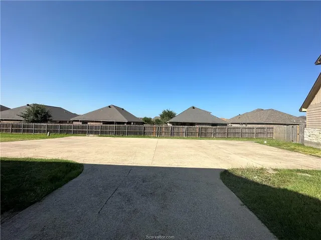 $2,500 | 3404 Cullen Trail, College Station, TX 77845