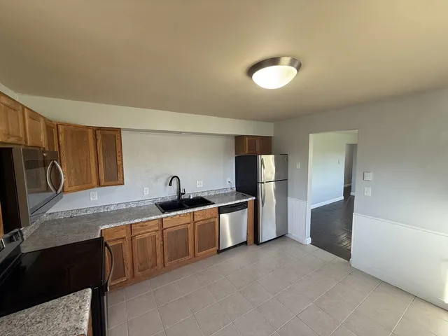 $1,650 | 6383 Everest Drive, Madison, WI 53719