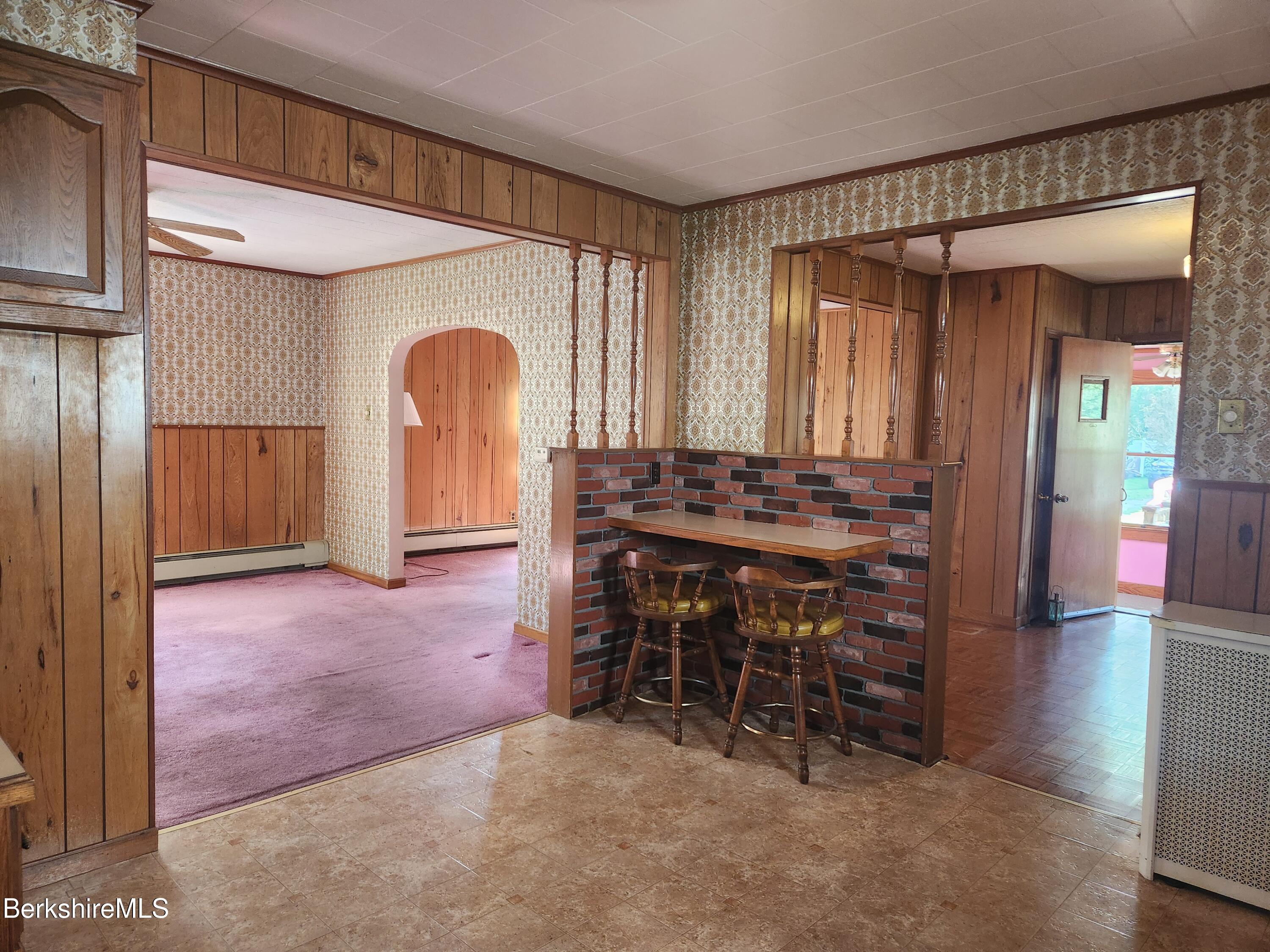 25 Ashley Street Pittsfield, MA 01201 - Photo 7 of 17 20251004_112700