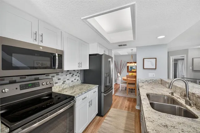 $575,000 | 669 Garland Circle, Indian Rocks Beach, FL 33785