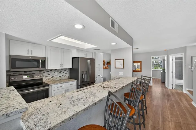 $575,000 | 669 Garland Circle, Indian Rocks Beach, FL 33785