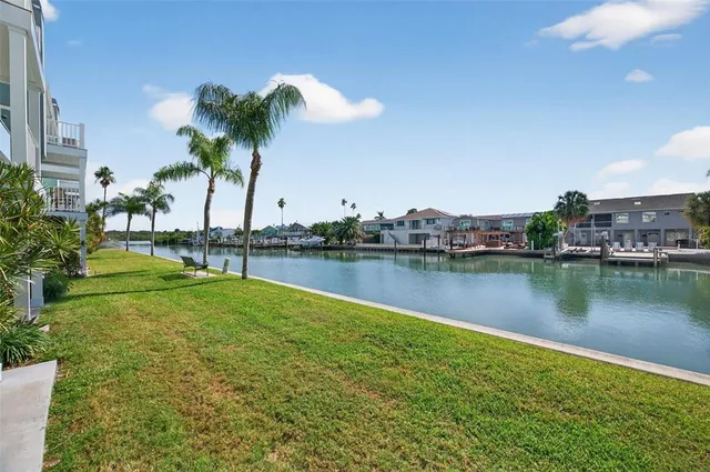 $575,000 | 669 Garland Circle, Indian Rocks Beach, FL 33785